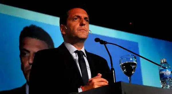 Elecciones 2015: Massa afirmó que impulsará la "ley de derribo" de aviones