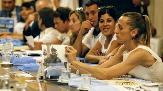 Buscan el submarino: El Gobierno ofrecerá más de U$S 4 millones 