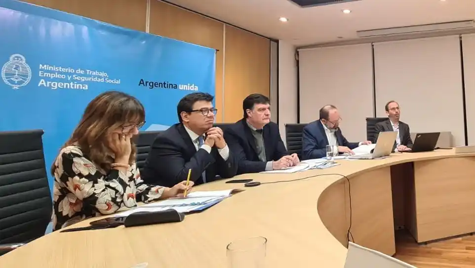 Aumento del Salario Mínimo Vital y Móvil: Desde septiembre será de 51.200 pesos