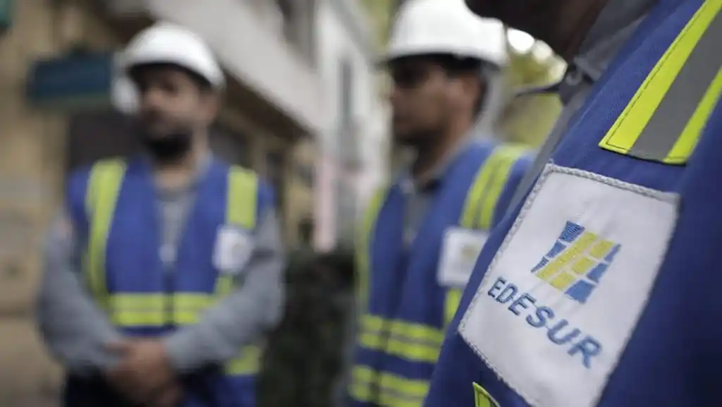 El ENRE impulsó un plan de obras con EDENOR y EDESUR por $4.106 millones para mejorar el servicio