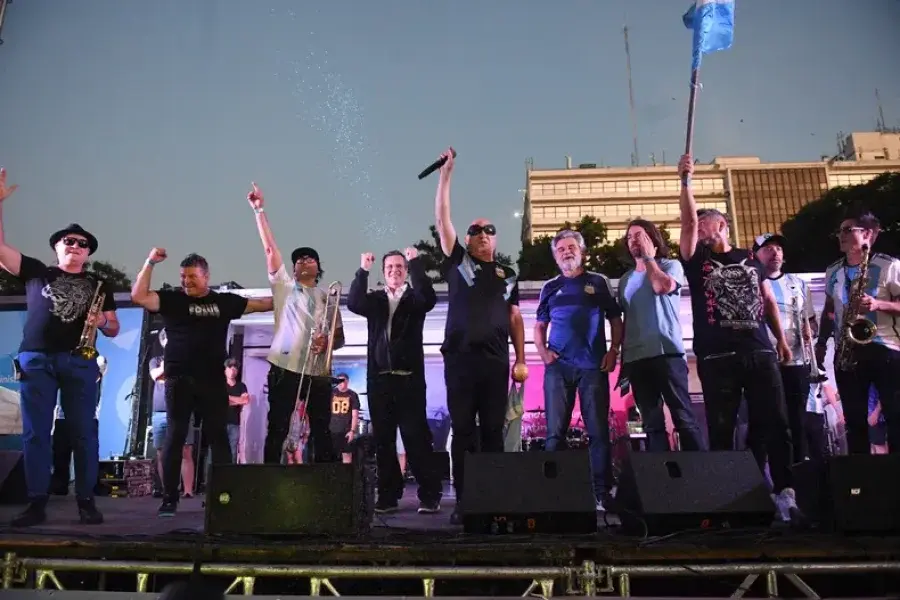 La Mosca cantó "Muchachos" tras la consagración de Argentina en el Mundial de Qatar