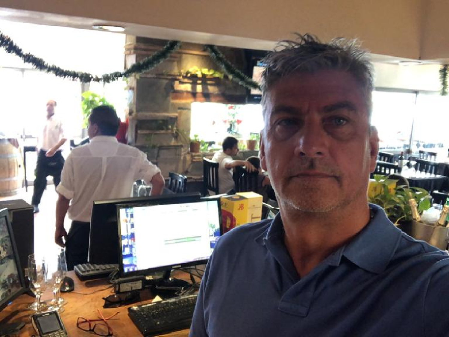 De DJ de Albatros a administrar la parrilla favorita de los famosos en Carlos Paz