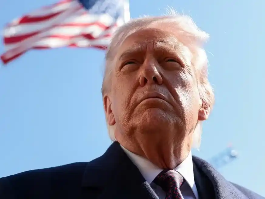 Donald Trump advirtió que la "gran ola" de ataques contra Irán está por llegar. Crédito: Reuters.