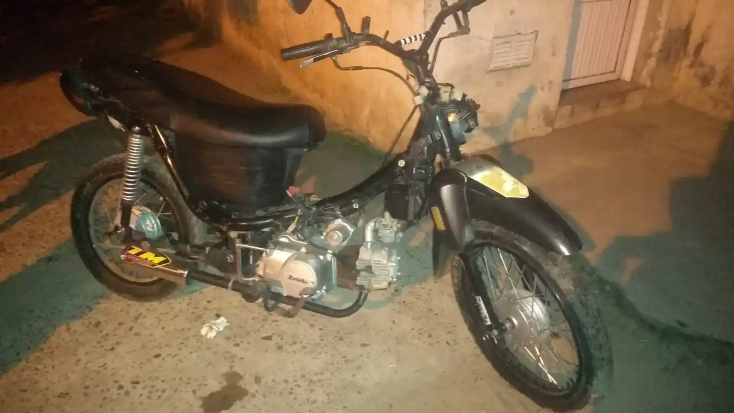 Identificaron a un joven de 22 años que iba manejando en una moto robada