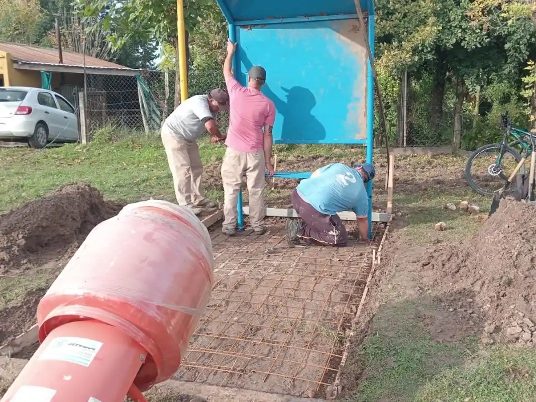 Presupuesto Participativo: colocaron una garita de colectivos en el barrio Médanos