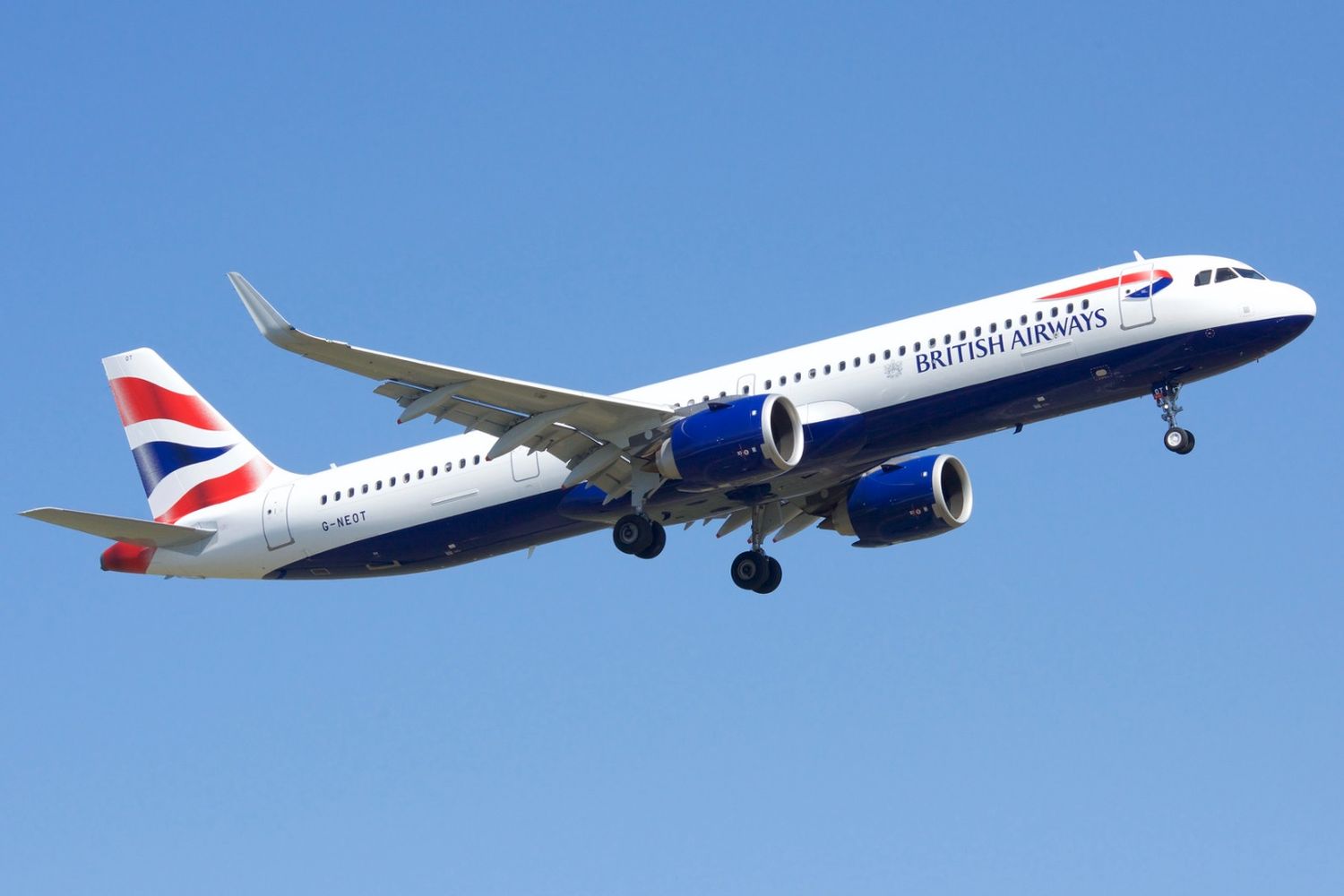 Un avión de British Airways casi choca con un dron cuando estaba por aterrizar en Heathrow