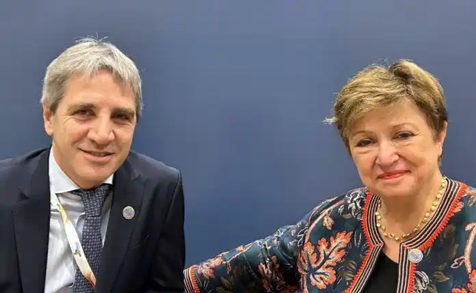 Georgieva recibió a Caputo y destacó el “sólido desempeño” en la lucha contra la inflación