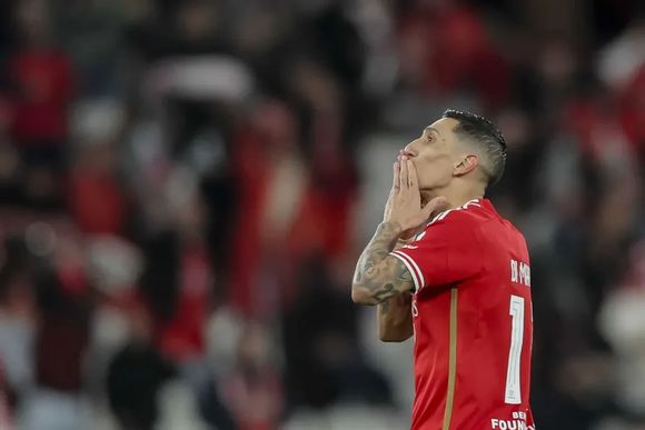 Ángel Di María se queda un año más en Benfica de Portugal