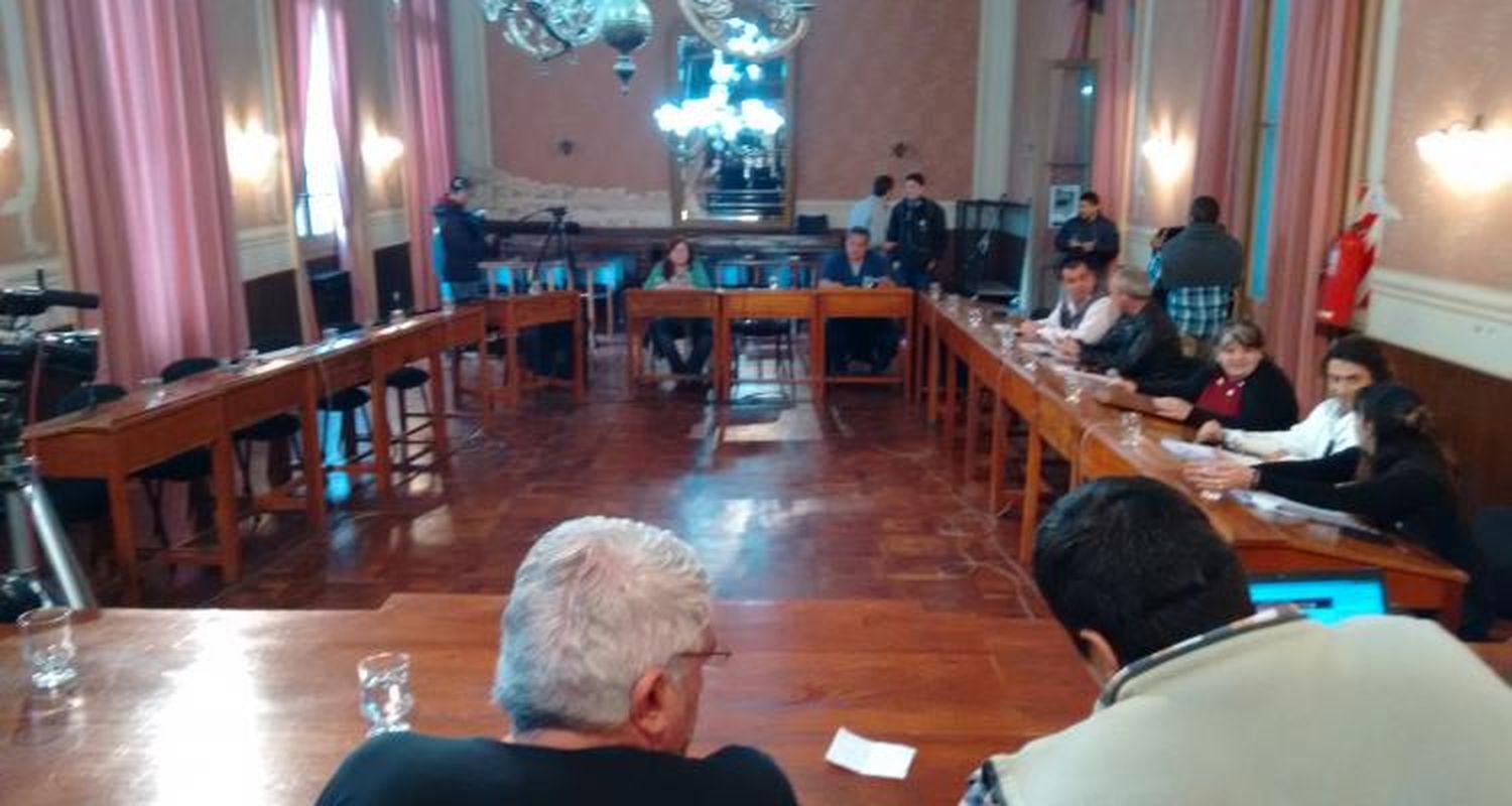 Suspenden el descuento a los concejales hasta que se expida el Tribunal de Cuentas