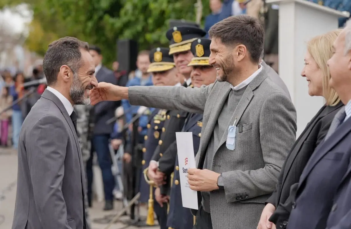 El Gobernador encabezó el acto por el 161° aniversario de la Policía de la Provincia
