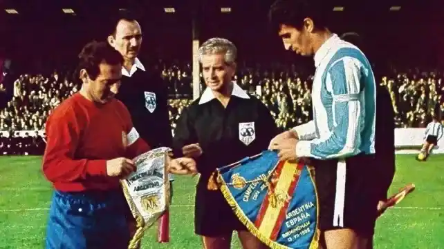 Cómo le fue a Argentina la única vez que enfrentó a España en un Mundial