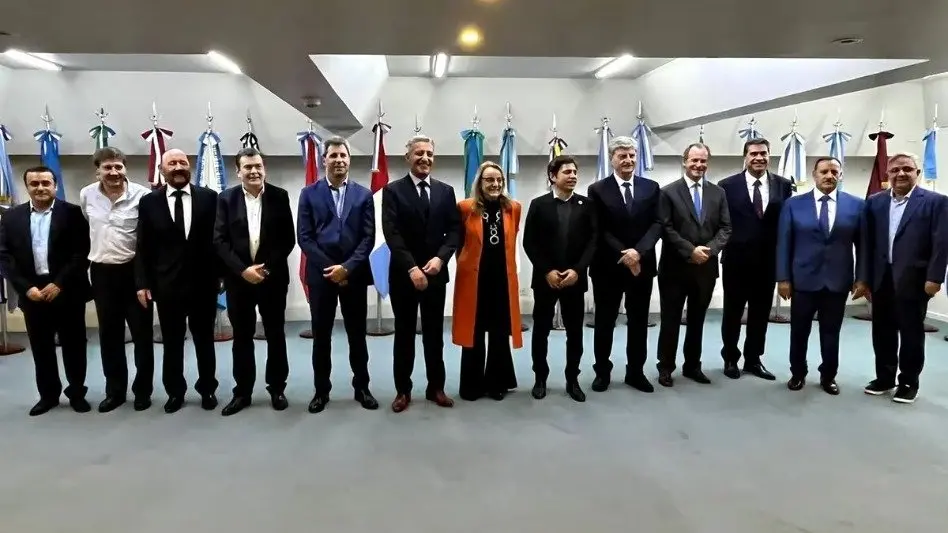 Los gobernadores del PJ quieren persuadir al Presidente de que desista de las PASO 