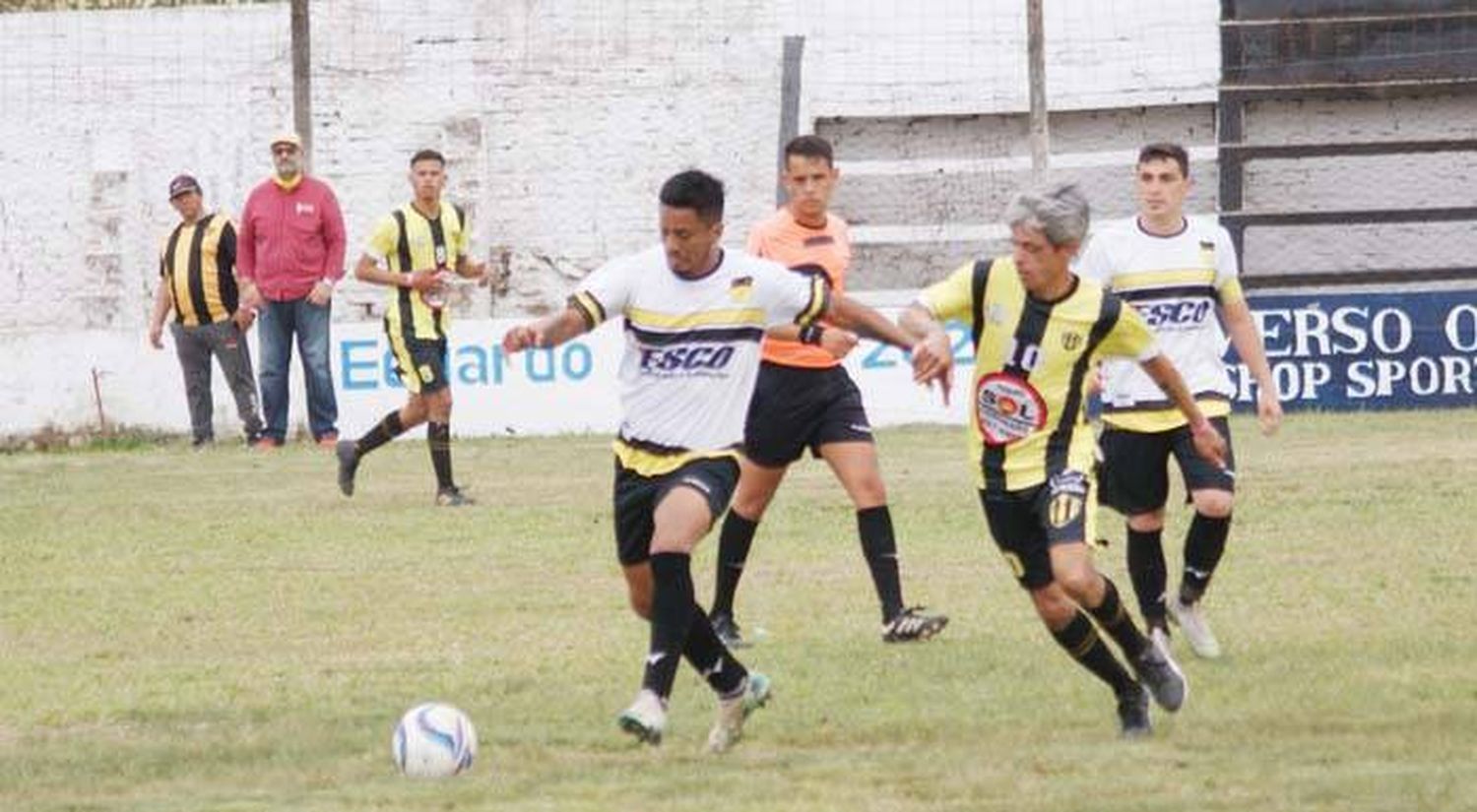 Fútbol de primera A y femenino se juegan hoy sábado y mañana domingo