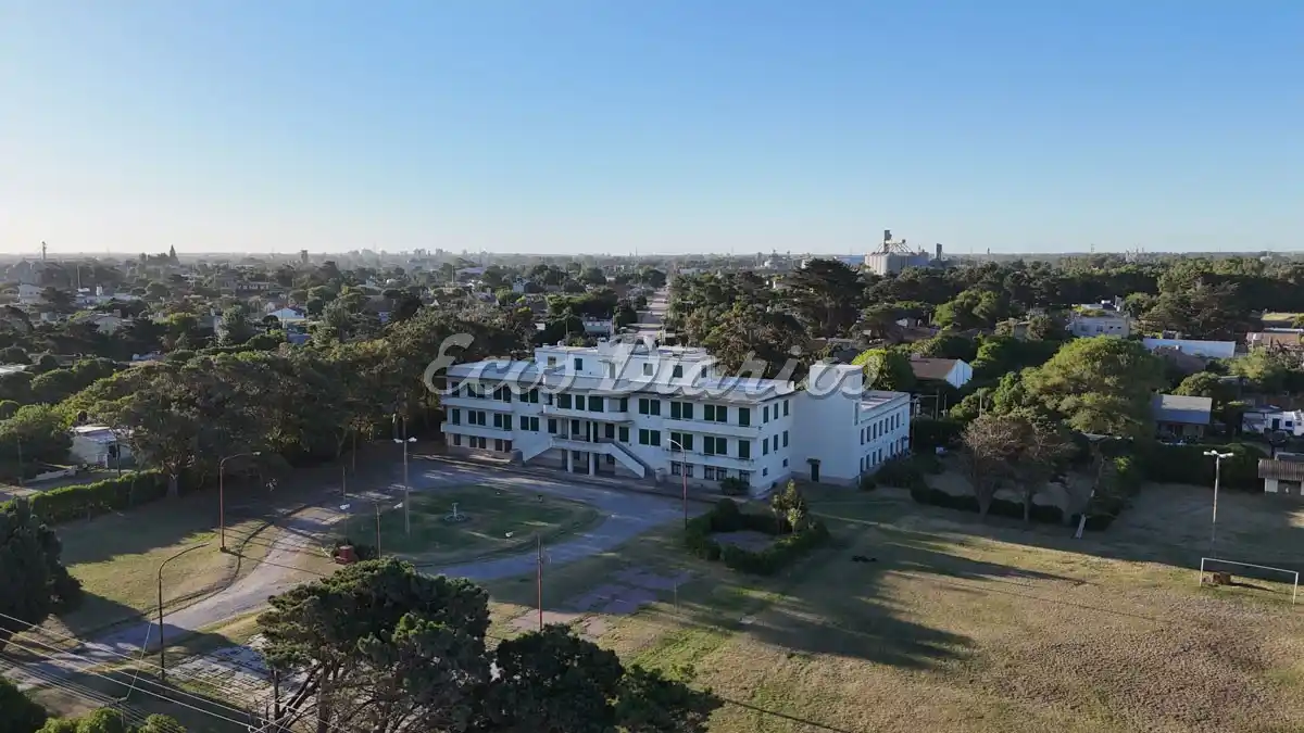 Unicen Quequen aerea