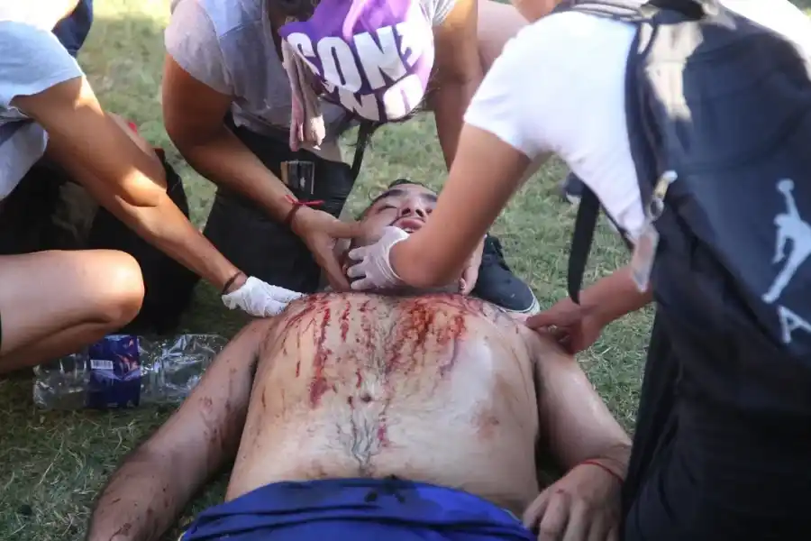 Tensión e incidentes en la segunda jornada de protestas frente al Congreso: un detenido