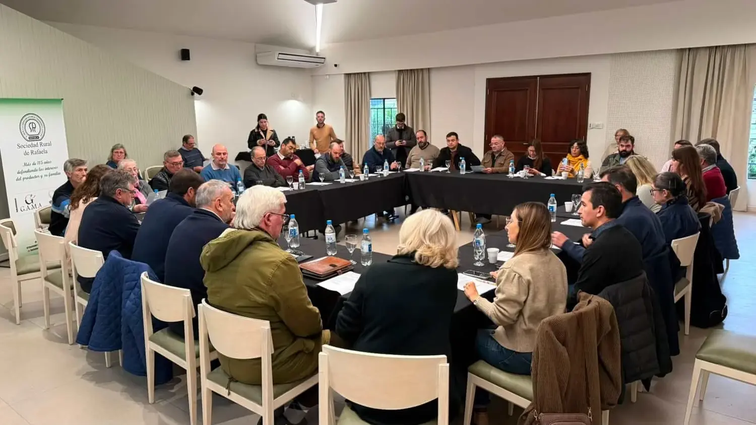 La Sociedad Rural de Rafaela volvió a reunir a la región por el estado de los caminos rurales