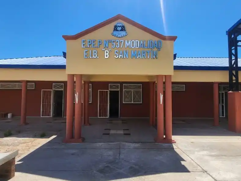 La comunidad educativa celebra las siete obras escolares que habilitará el Gobernador la próxima semana