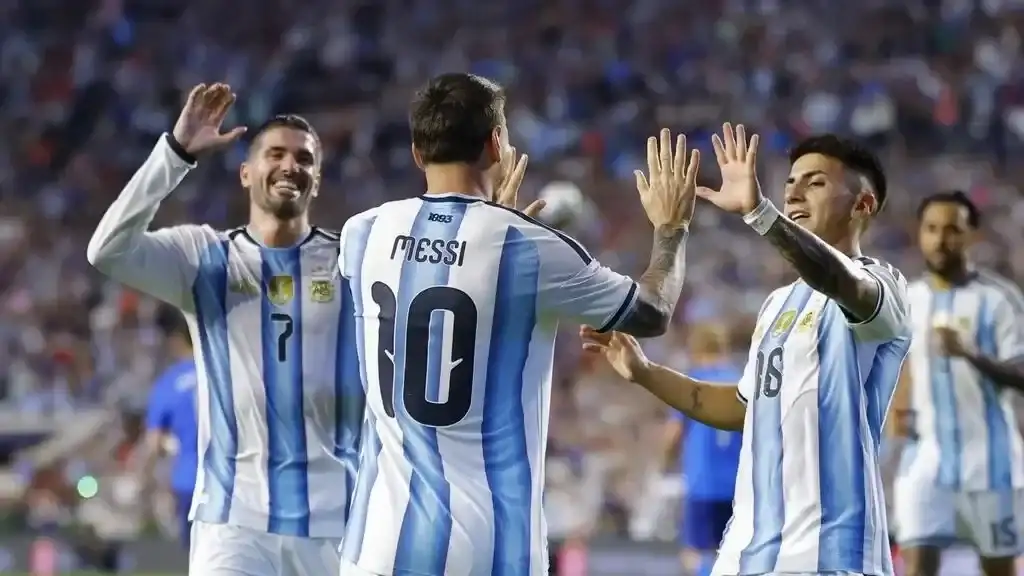 Argentina debuta este martes en la Copa del Mundo contra Argelia: horario, TV y posible formación de la Scaloneta