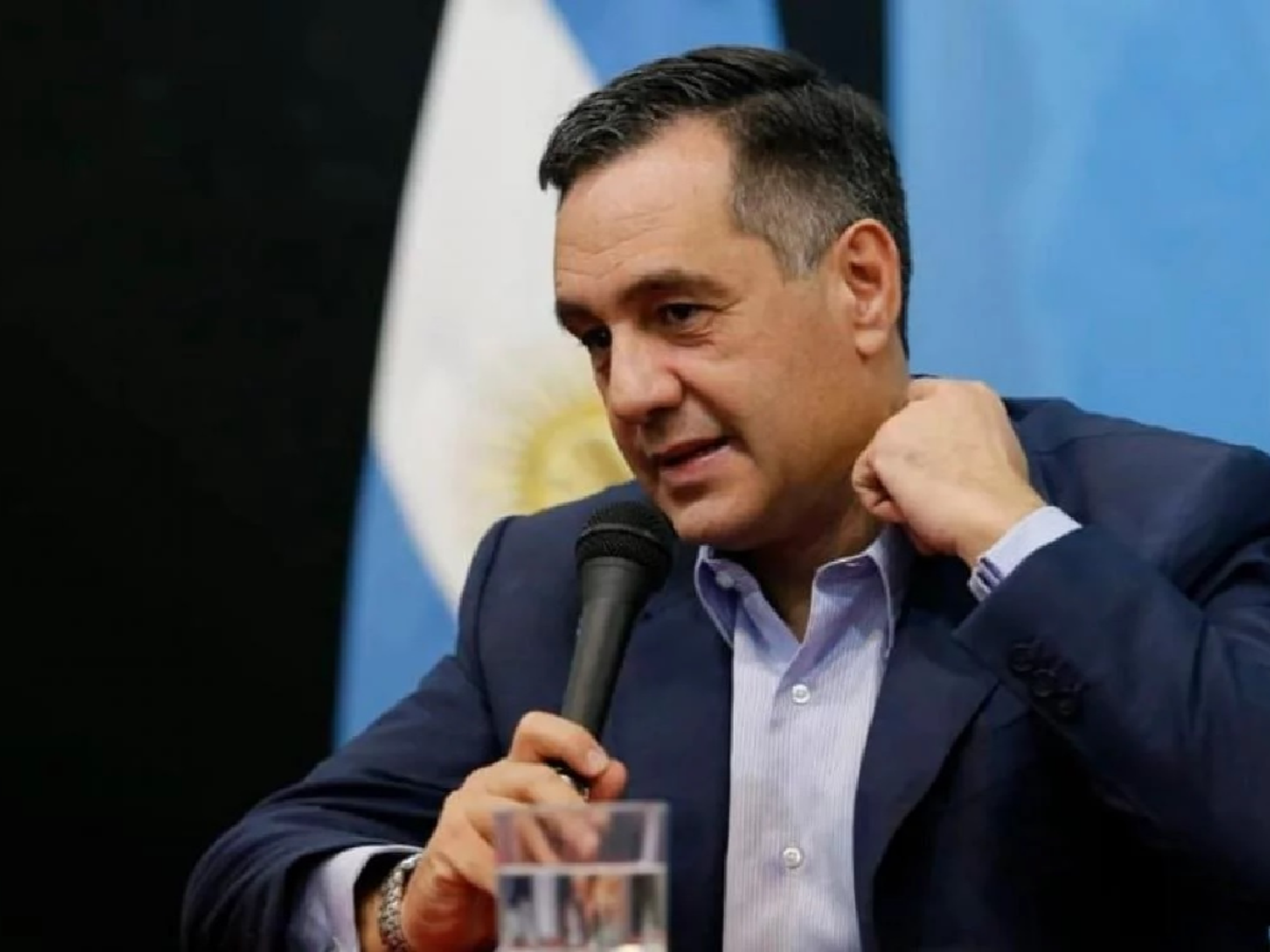 "No va a haber paro; las clases empiezan el 6 de marzo", afirmó el ministro Finocchiaro