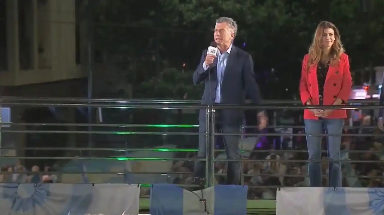 Mauricio Macri cerró su campaña electoral en la capital de Córdoba