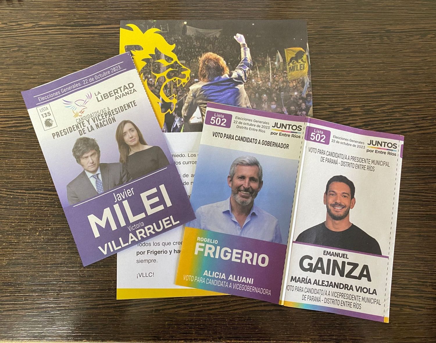 La Libertad Avanza se despegó de la entrega de boletas junto a las de Frigerio