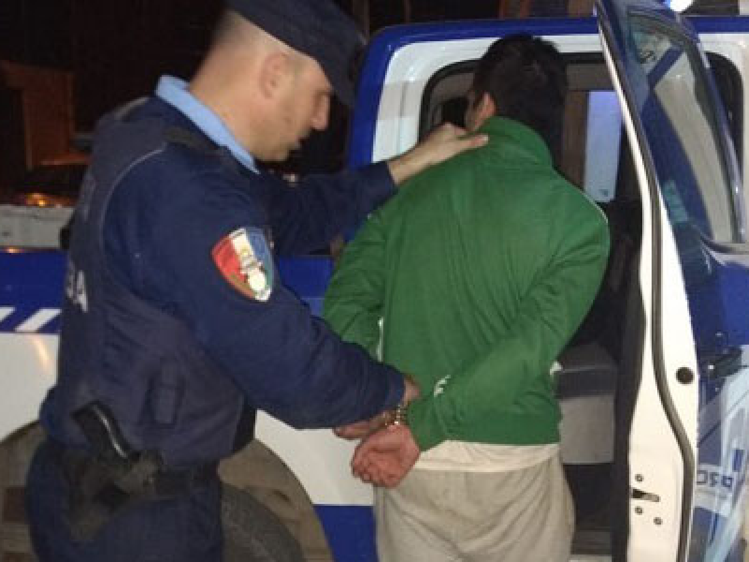 Se hicieron pasar por pasajeros y asaltaron a un remisero en Villa María