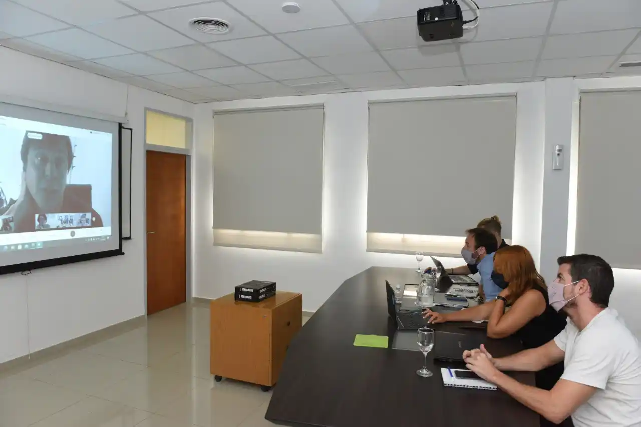 Paritaria estatales de Provincia 2021: ATE confirmó que acepta la oferta salarial del 34%