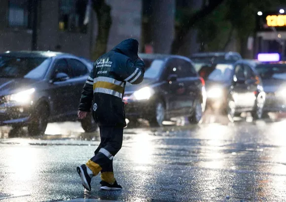Agarrate Catalina: sudestada, lluvias, vientos y tormenta de Santa Rosa vienen potenciadas