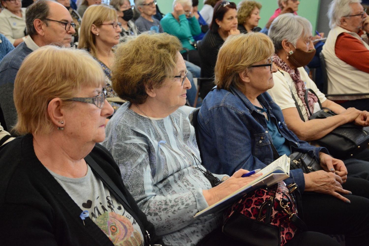 Ituzaingó: Jornada de prevención del Alzheimer en Plaza 20 de Febrero