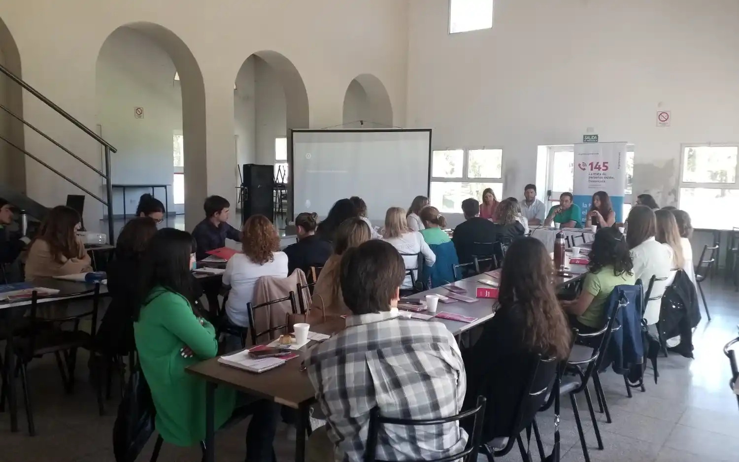 Autoridades comunales participaron en encuentro regional sobre trata y explotación de personas