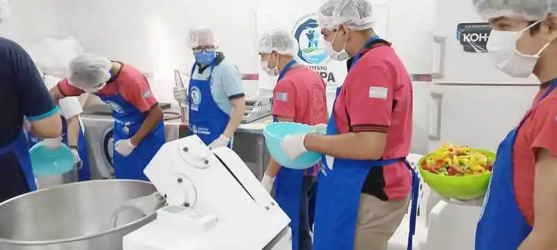 Preparan la 1.a Expo provincial de 
formación y trabajo de jóvenes y adultos