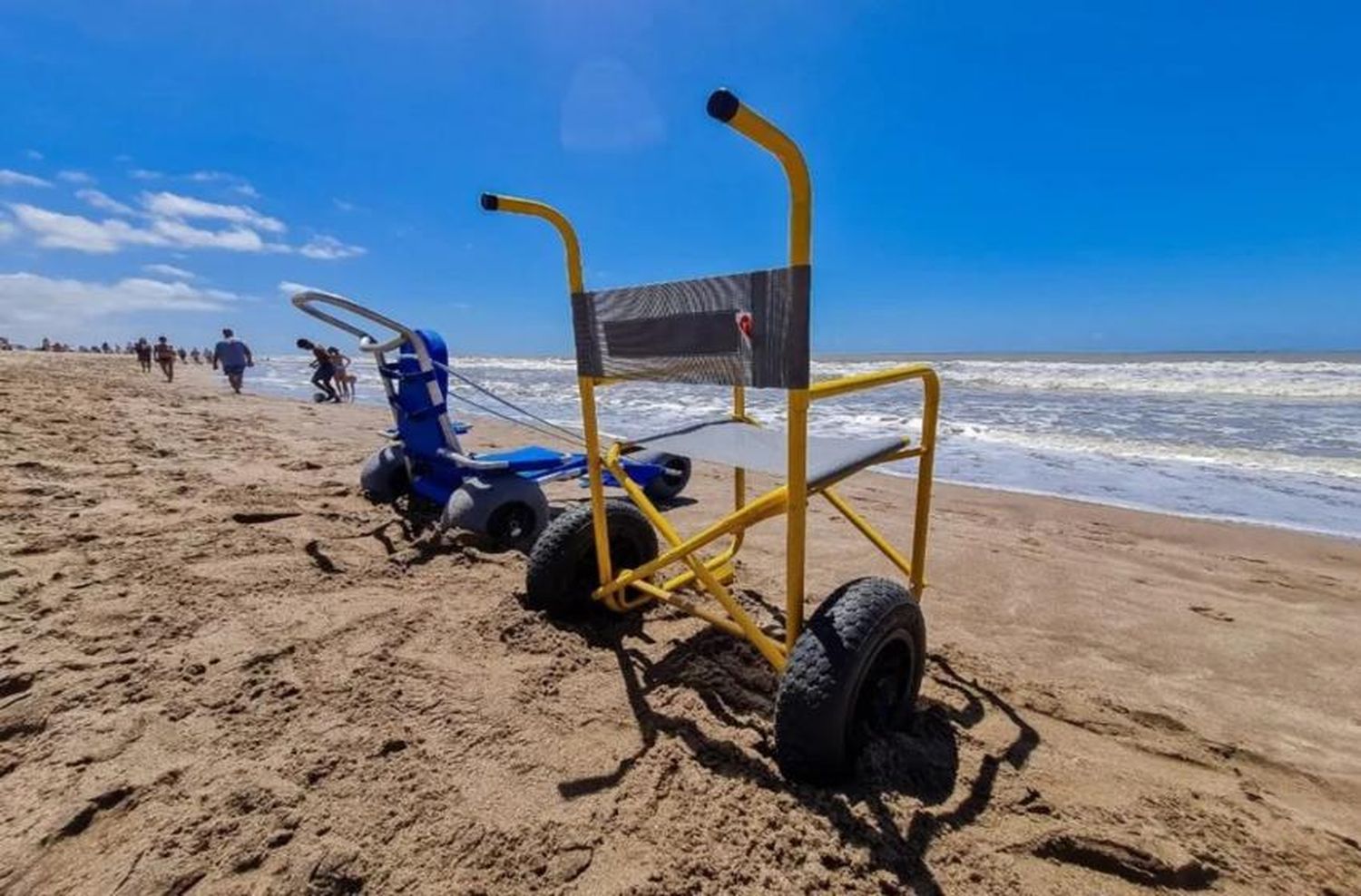 Instalarán rampas para que personas con discapacidad puedan acceder al mar