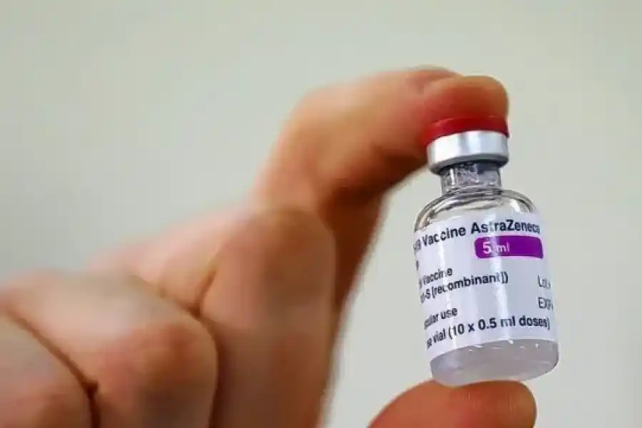 Uno de los laboratorios admitió que su vacuna contra el Covid podría tener un raro efecto secundario