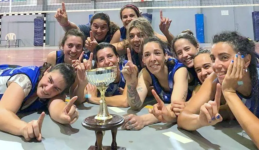 Villa del Parque se coronó campeón en vóley femenino