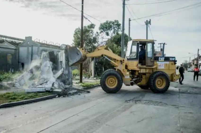 El Municipio realizó acciones de mantenimiento en el Puerto