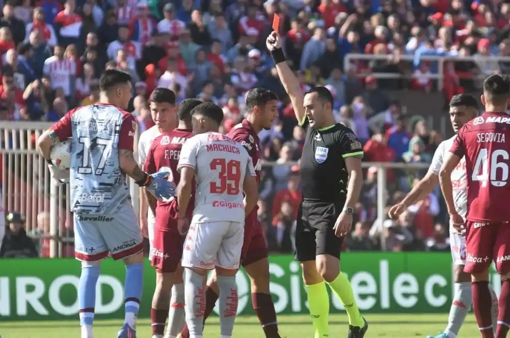 Unión recibe a Lanús en el 15 de Abril