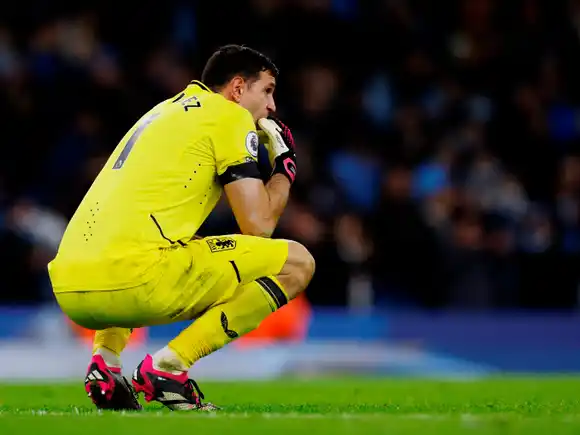 El Aston Villa del Dibu Martínez quedó fuera de la Champions