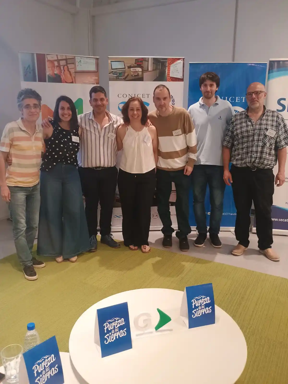 Los organizadores y el equipo colaborador, Daniela Godoy, Verónica Parra, Emanuel Berardi, Ana Corica, Rolando Cortopasso, Gerónimo Gidini y Alejandro Toloza.