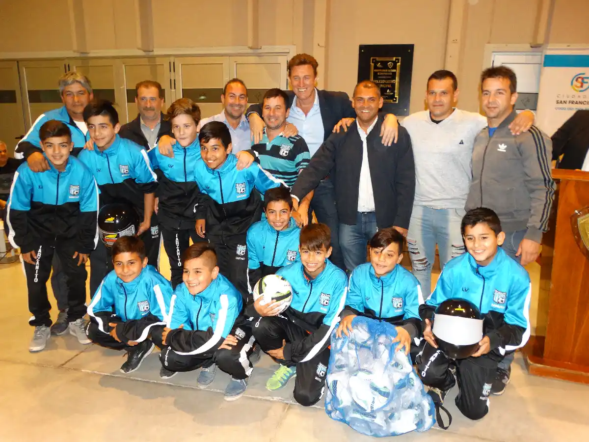 El municipio entregó elementos a clubes locales