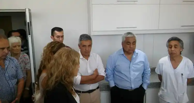 Salazar sobre la inauguración de la sala de Pediatría: “Tenemos un objetivo, que es seguir avanzando por el hospital”