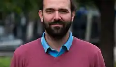 El dirigente tandilense Agustín Mestralet fue detenido en medio de una manifestación en Olavarría