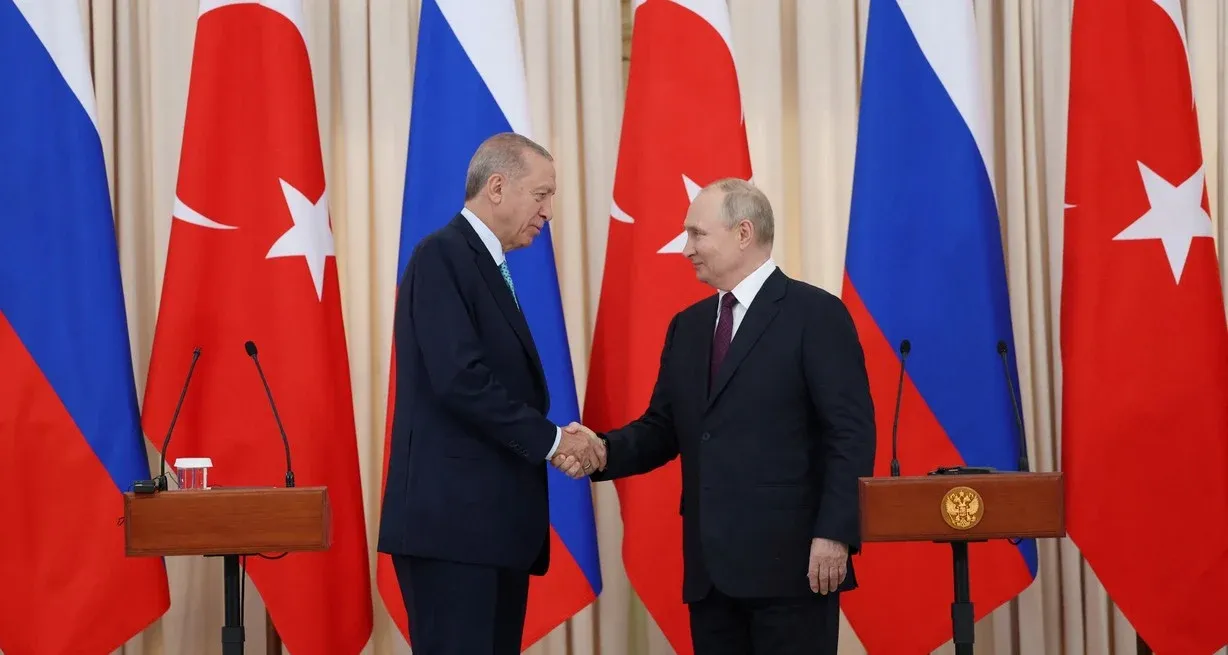Putin y Edogan este lunes en Sochi, Rusia. Foto: vía Reuters.