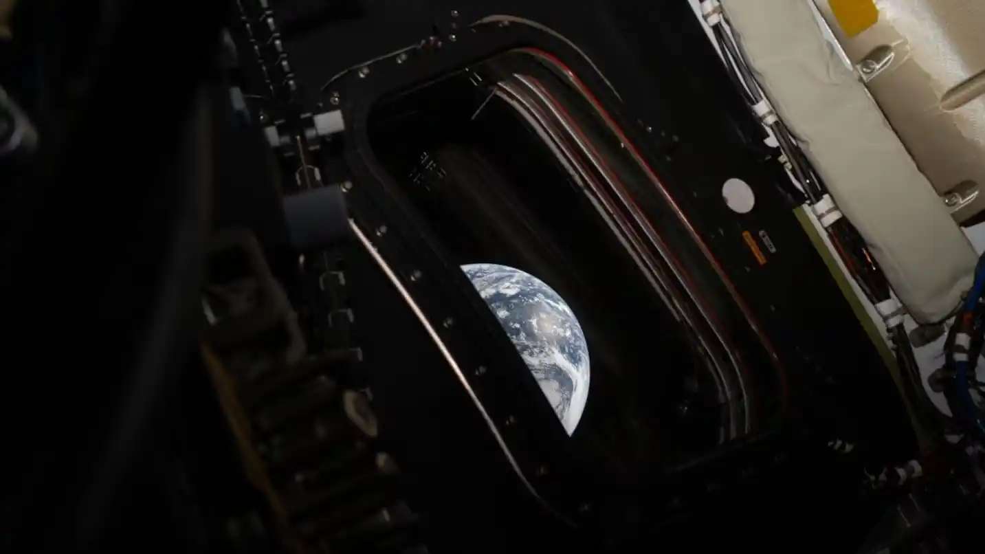 Artemis II: las espectaculares fotos de la Tierra capturadas desde el espacio por los astronautas