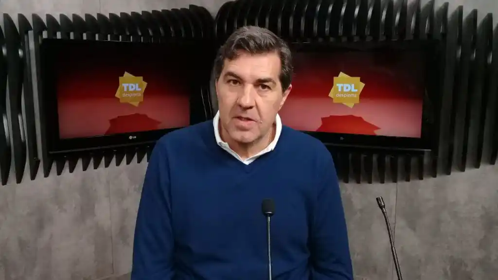 Agustín Usandizaga en el desayuno de Tandil Despierta