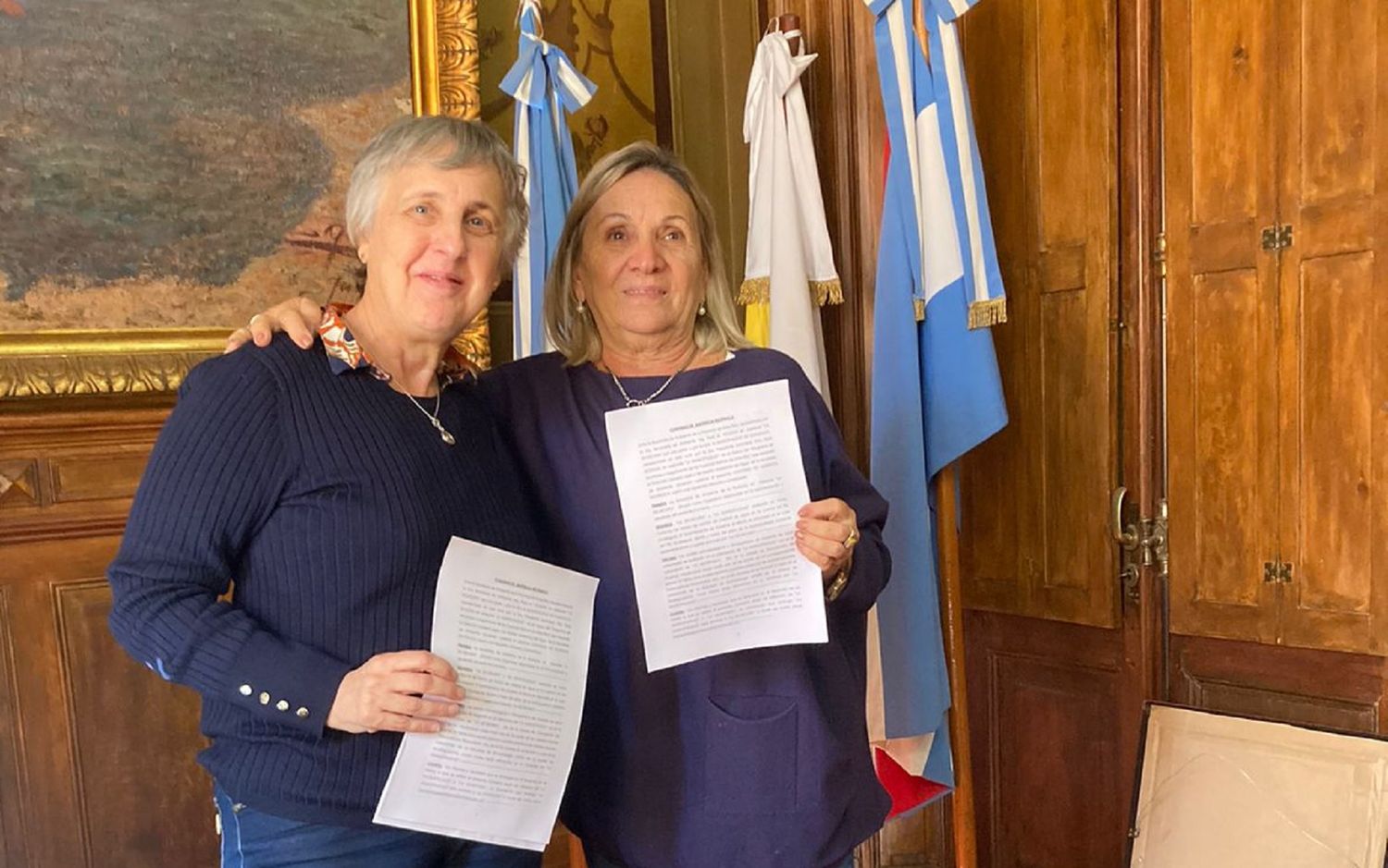 Rosa Hojman junto a Dora Bogdan.