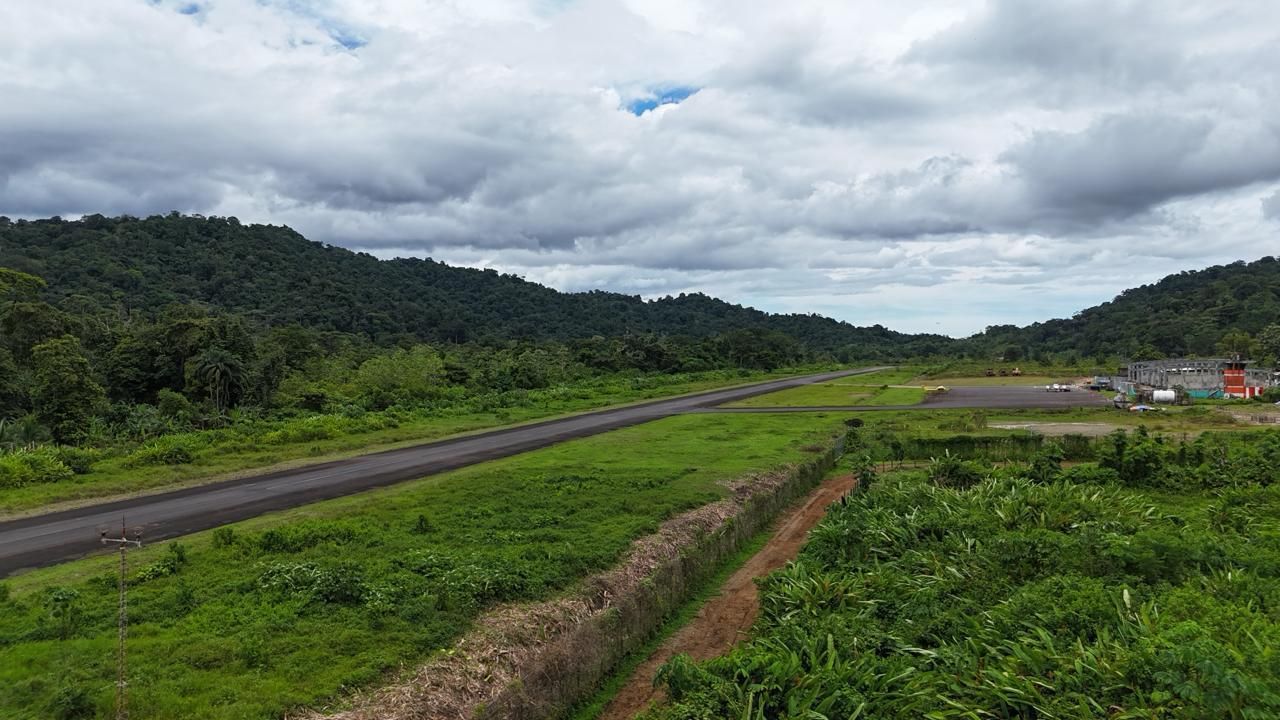 Aeronáutica Civil de Colombia lidera obras para mejorar transporte y servicios en Bahía Solano