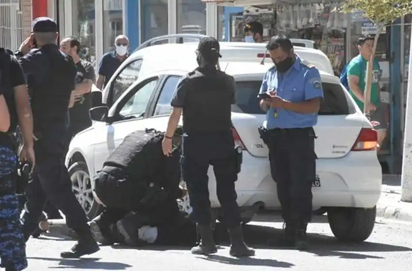 Femicidio en Puerto Madryn: asesinaron a puñaladas a una adolescente de 14 años