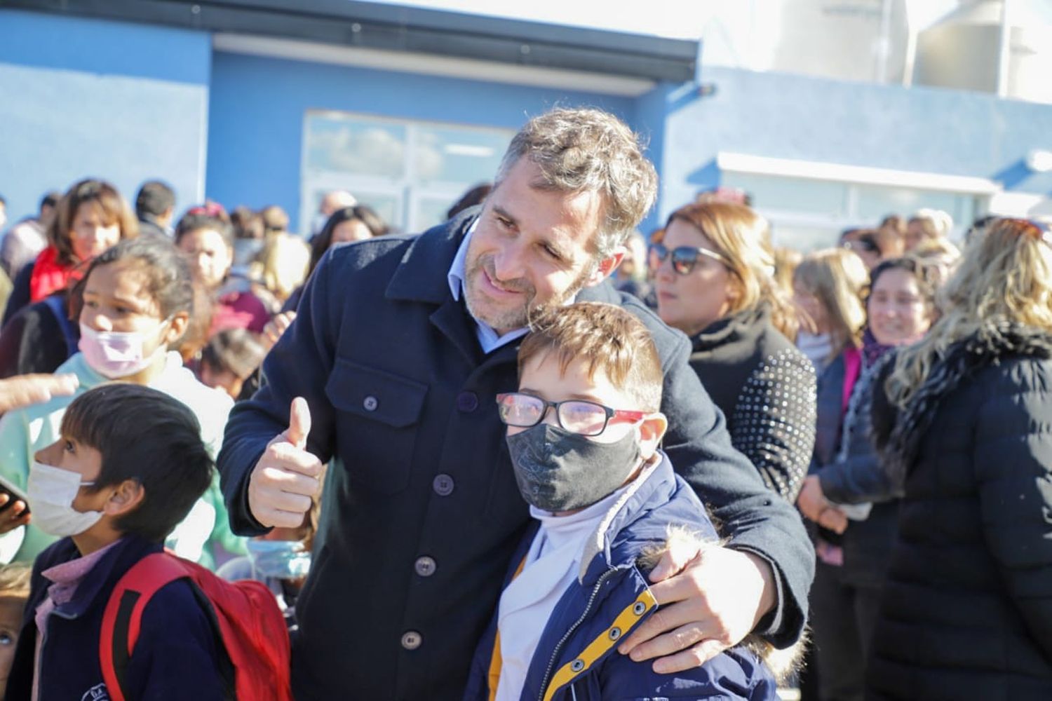 Pilar: Achával inauguró la Escuela Primaria N°49 en el barrio La Escondida de Derqui
