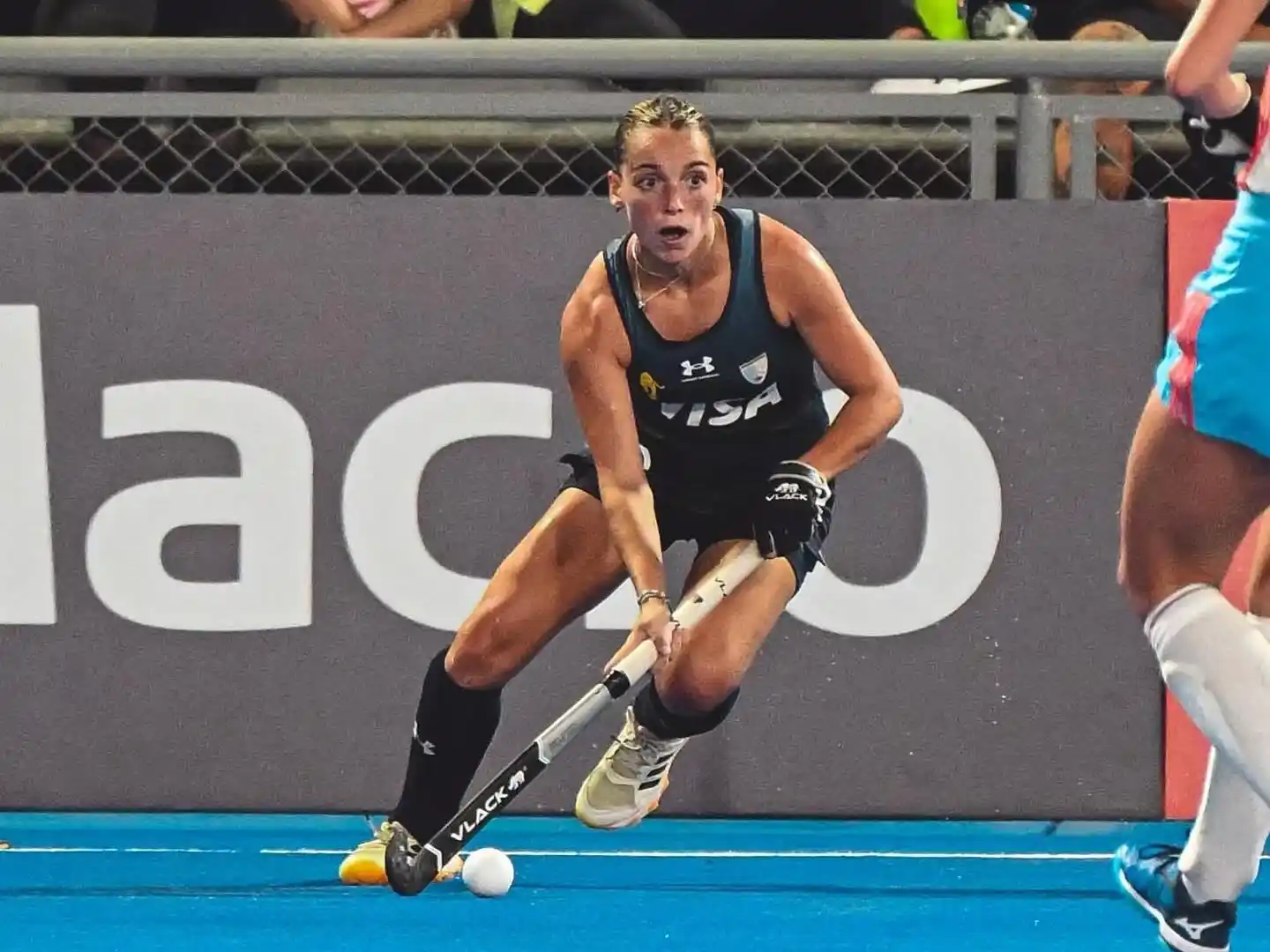 Brisa Bruggesser tuvo un destacado debut en Las Leonas.