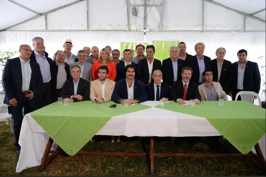 Tandil adhirió a la nueva resolución provincial que regula la aplicación de agroquímicos 